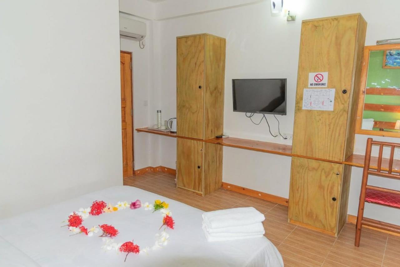 Chao Guest House Маафуші Екстер'єр фото